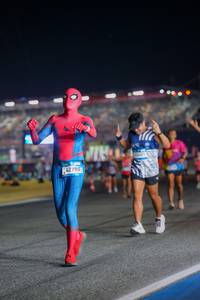 BIB: 4290
                            <button type="button" onclick="openModal(22813406)" class="btn btn-primary btn-sm float-right btn-popup" data-toggle="modal" data-target=".modal-high-quality">
                        <i class="fas fa-shopping-cart"></i> Add to Cart
                    </button>
                                            <button type="button" onclick="isThisMe(22813406, true)" class="btn btn-success btn-sm float-right btn-popup btn-isme hidden" data-toggle="tooltip" data-placement="bottom" title="นี่คือรูปของคุณใช่ไหม คลิกที่นี่เพื่อเอาเข้าอัลบั้ม">
                        <i class="fas fa-plus"></i> Add to album
                    </button>
                    <button type="button" onclick="isThisMe(22813406, false)" class="btn btn-warning btn-sm float-right btn-popup btn-isnotme hidden">
                        <i class="fas fa-ban"></i> Remove from album
                    </button>